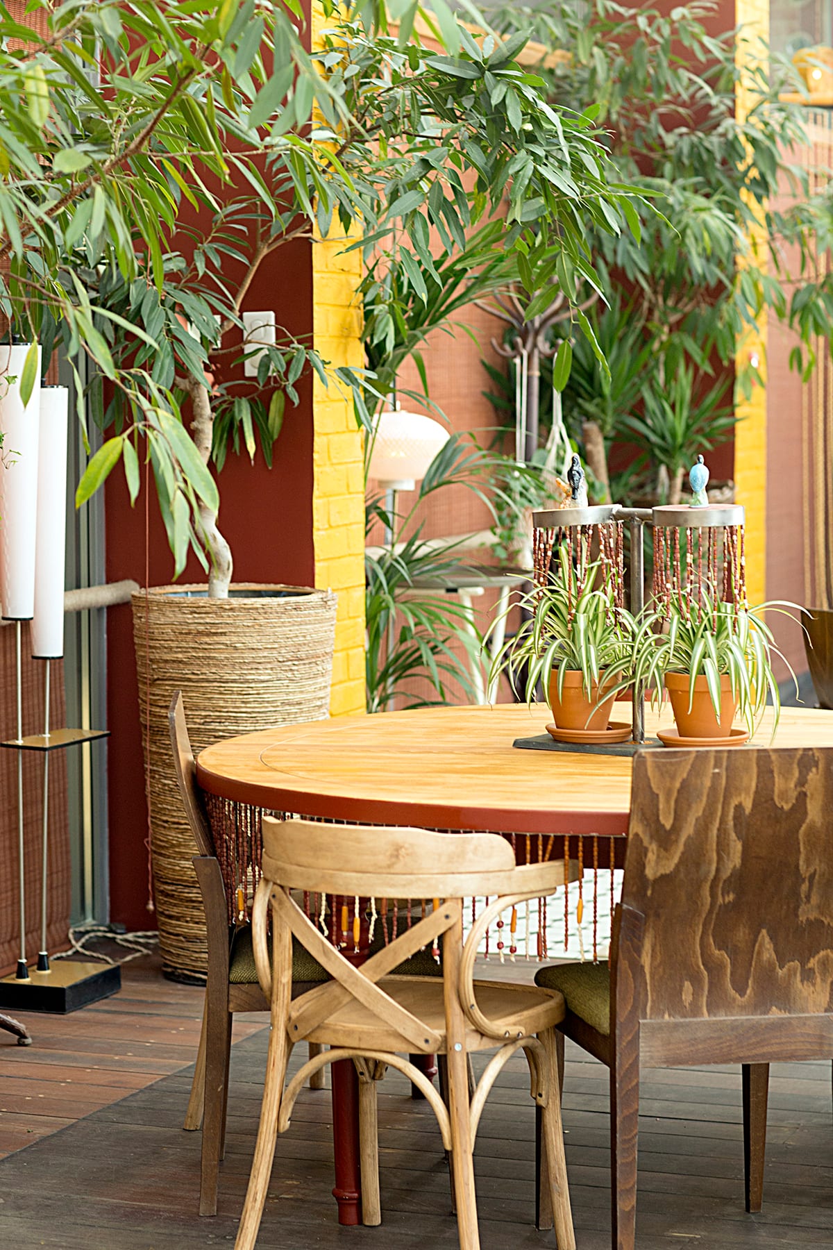 CASA CORONA — 9