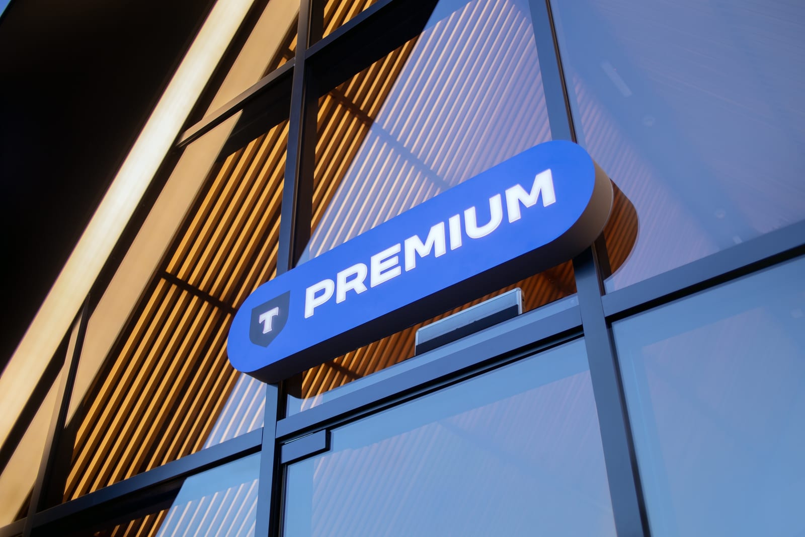 T-PREMIUM — 11