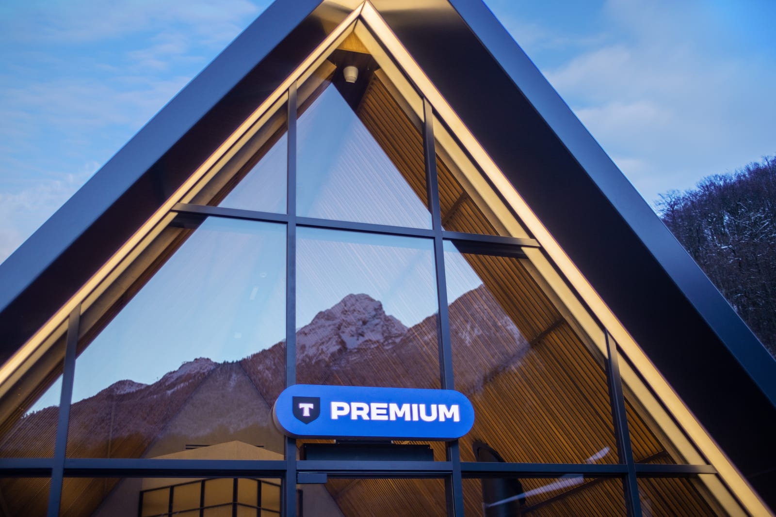 T-PREMIUM — 12